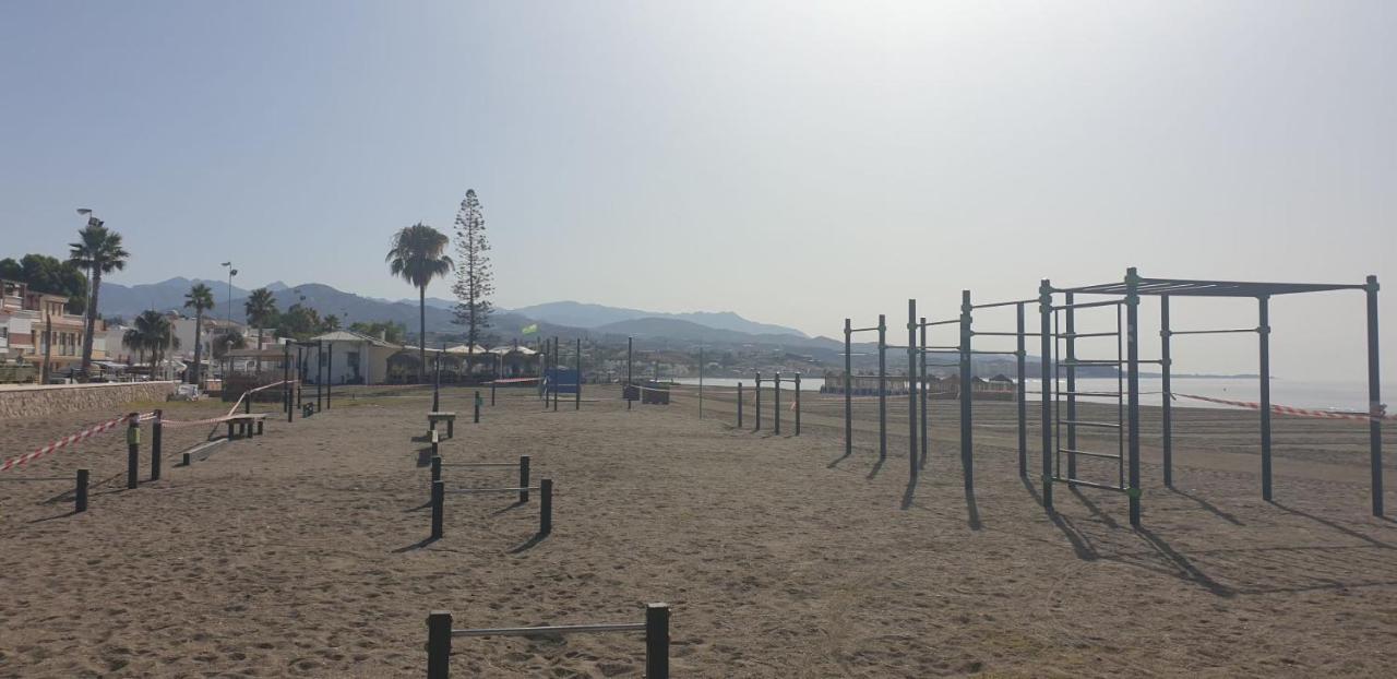 Casa 1ª Linea Paseo Maritimo Torre Del Mar Appartamento Esterno foto