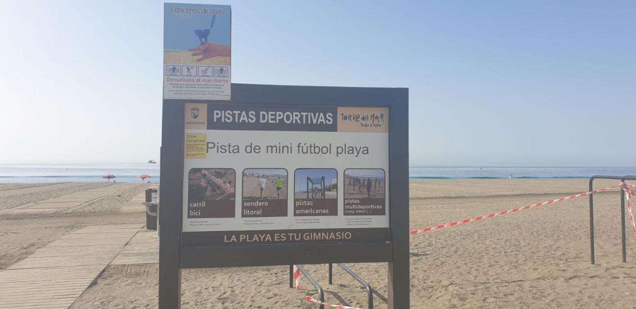 Casa 1ª Linea Paseo Maritimo Torre Del Mar Appartamento Esterno foto